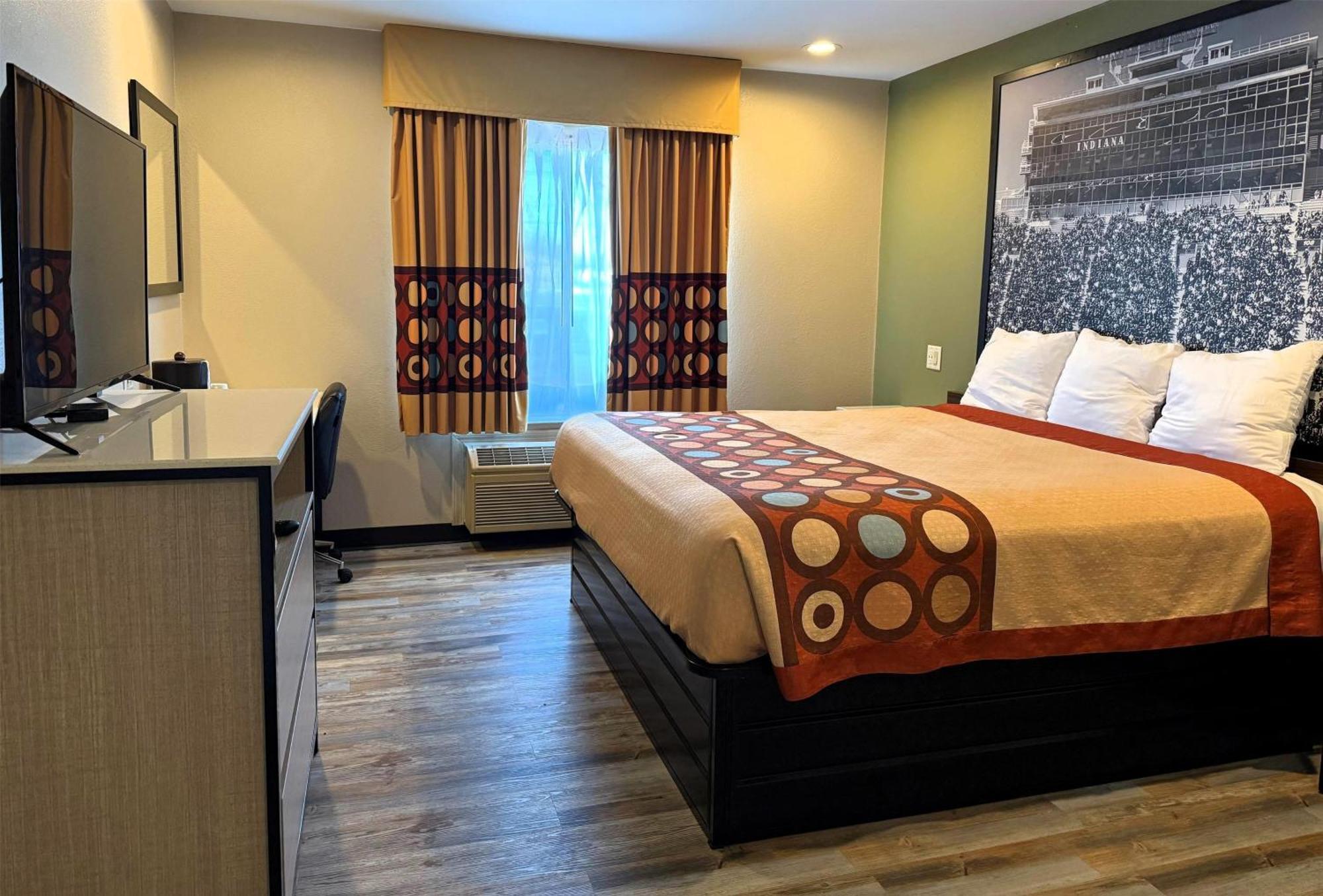 Super 8 By Wyndham Frankfort In Ngoại thất bức ảnh